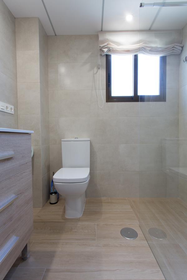 New San Juan Beach Apartment With Ac Alicante Bagian luar foto
