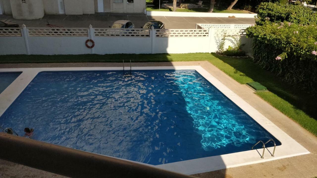 New San Juan Beach Apartment With Ac Alicante Bagian luar foto