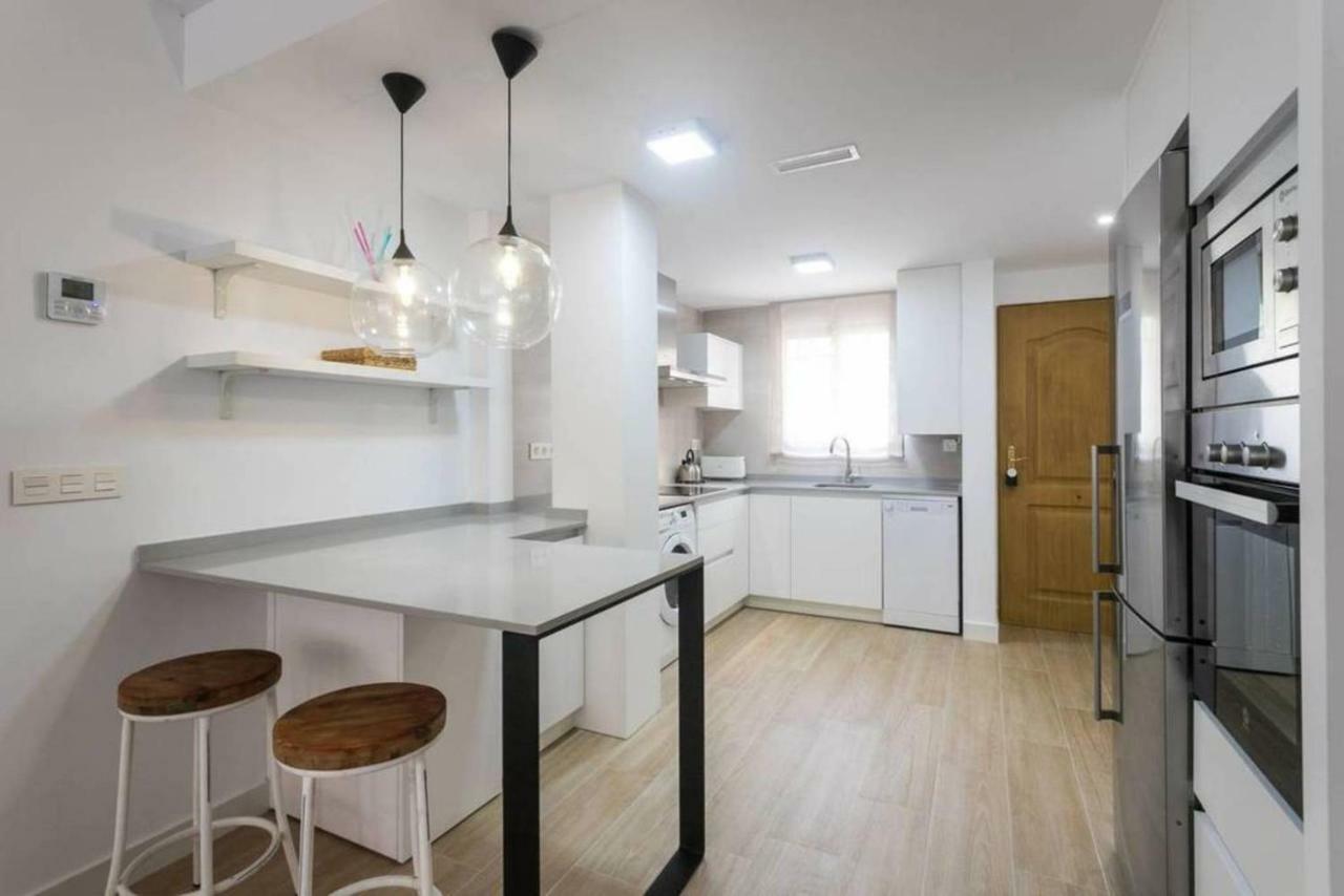 New San Juan Beach Apartment With Ac Alicante Bagian luar foto