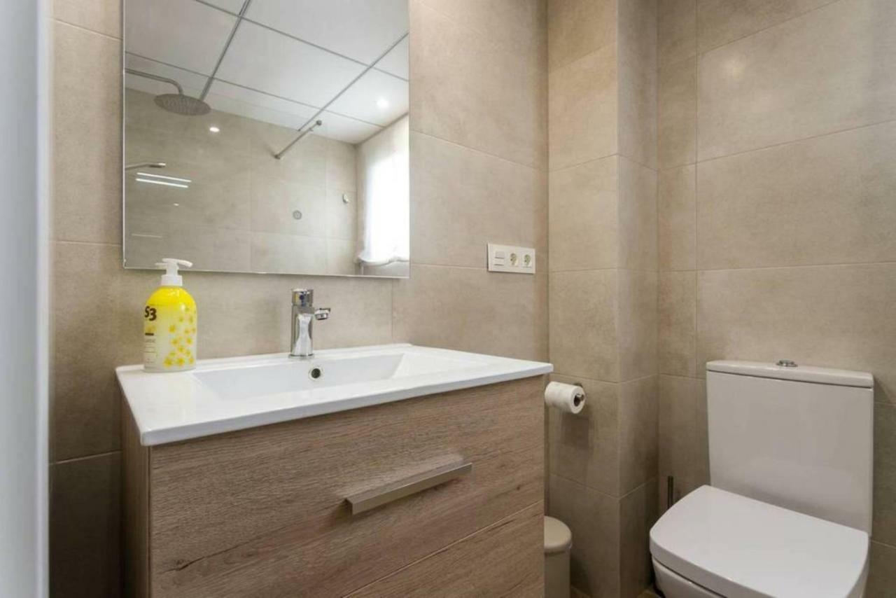 New San Juan Beach Apartment With Ac Alicante Bagian luar foto