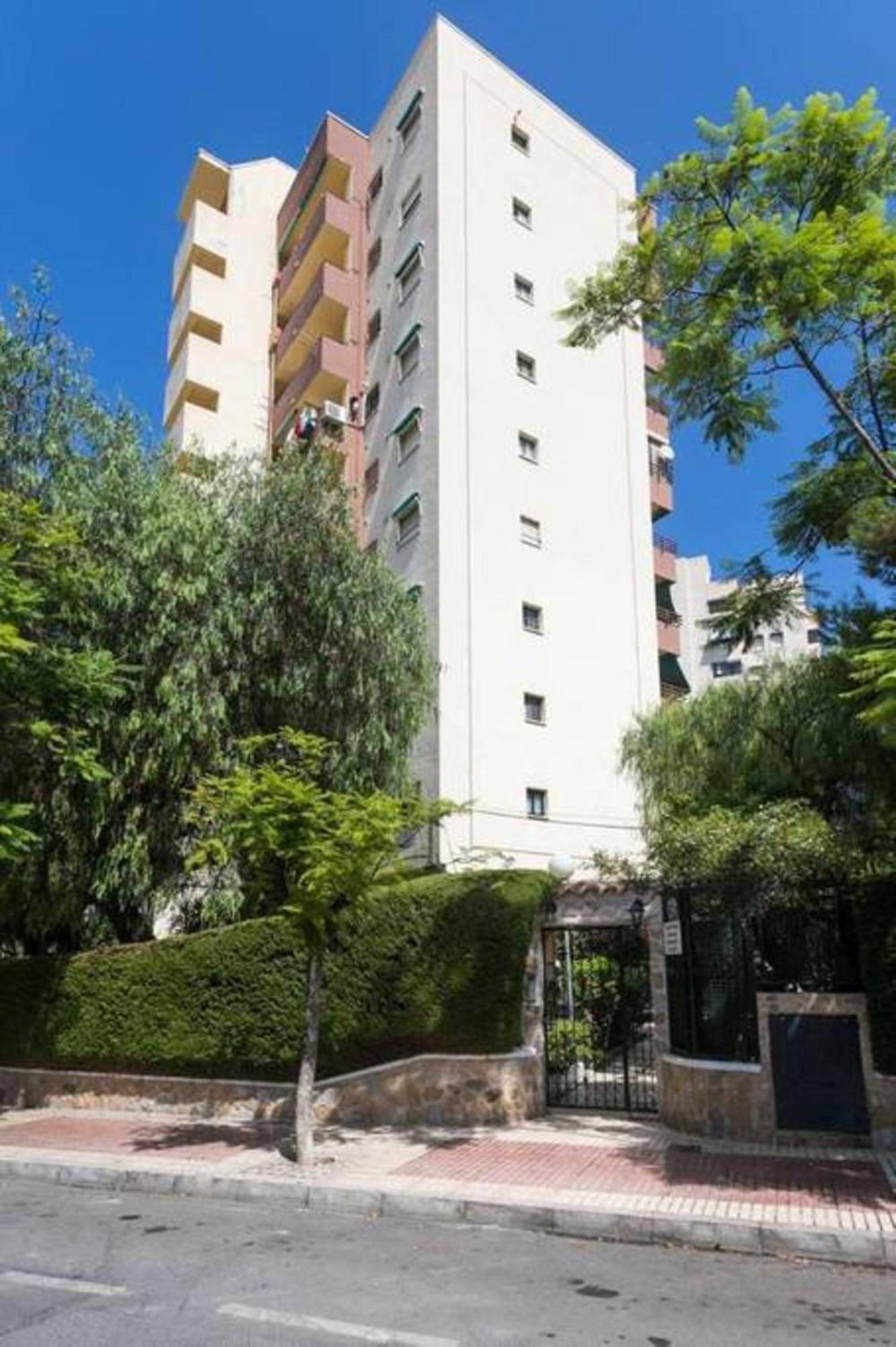 New San Juan Beach Apartment With Ac Alicante Bagian luar foto