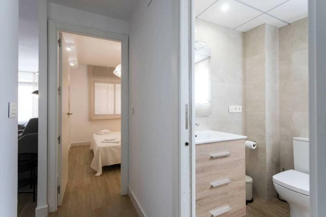 New San Juan Beach Apartment With Ac Alicante Bagian luar foto