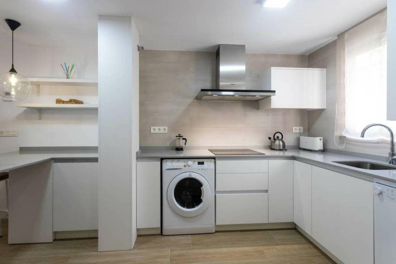 New San Juan Beach Apartment With Ac Alicante Bagian luar foto